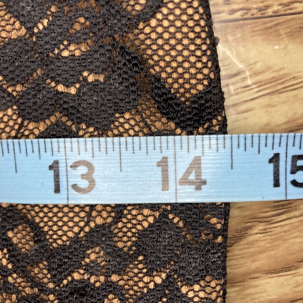 Black lace halter dress - Picture 6 of 6